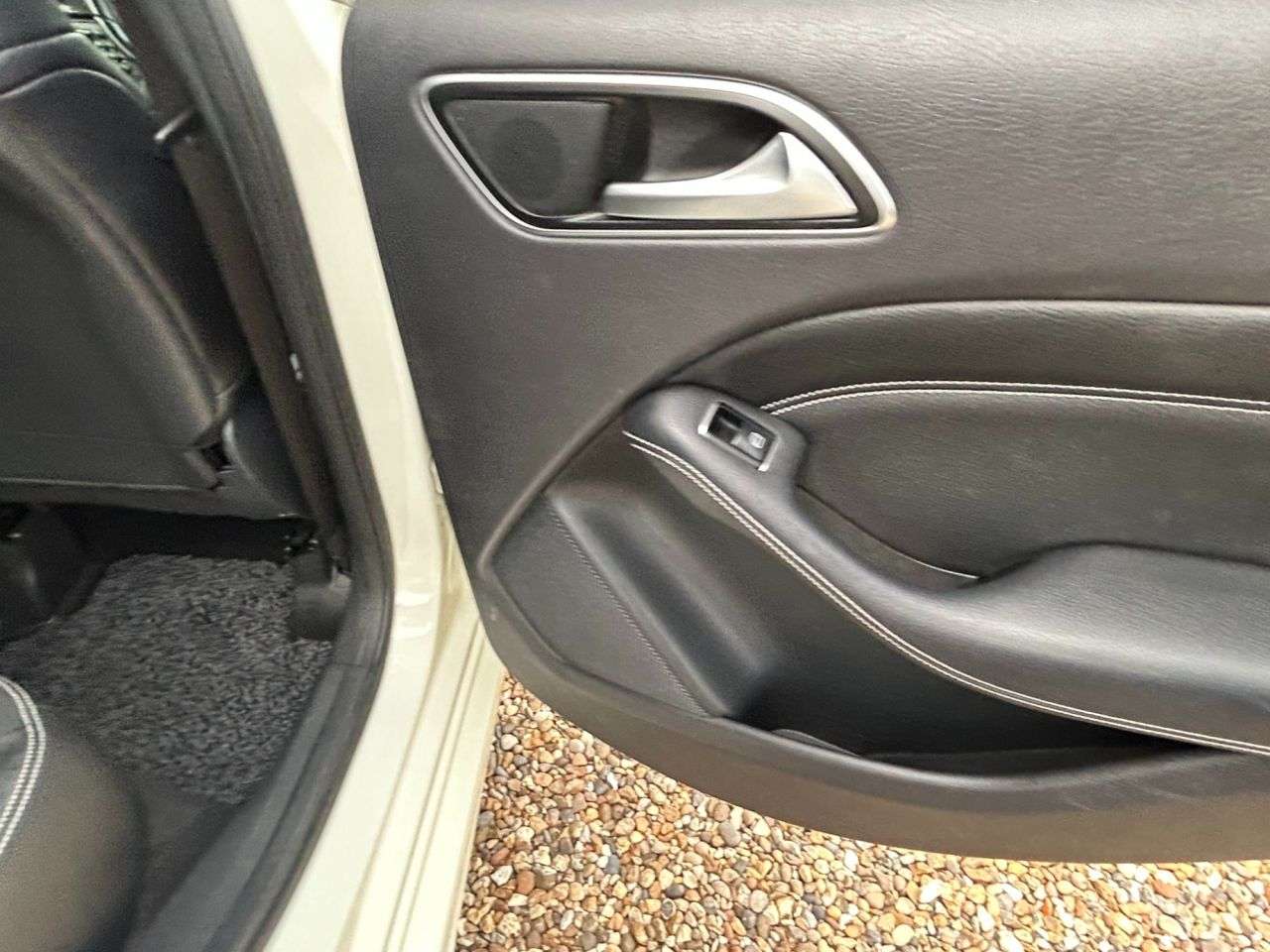 2014 MERCEDES-BENZ B 180 2014 MERCEDES-BENZ B 180