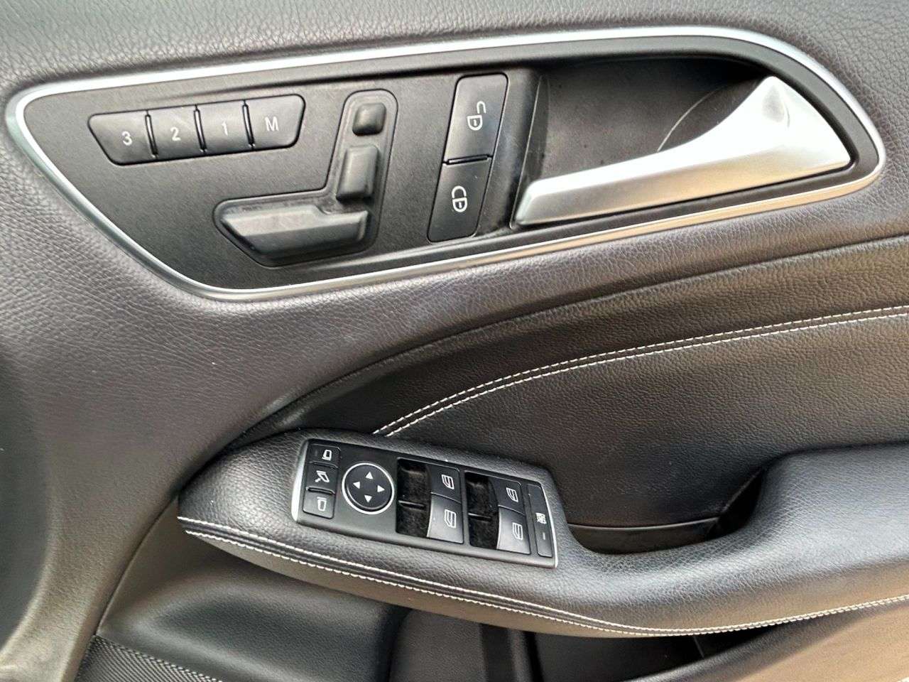2014 MERCEDES-BENZ B 180 2014 MERCEDES-BENZ B 180