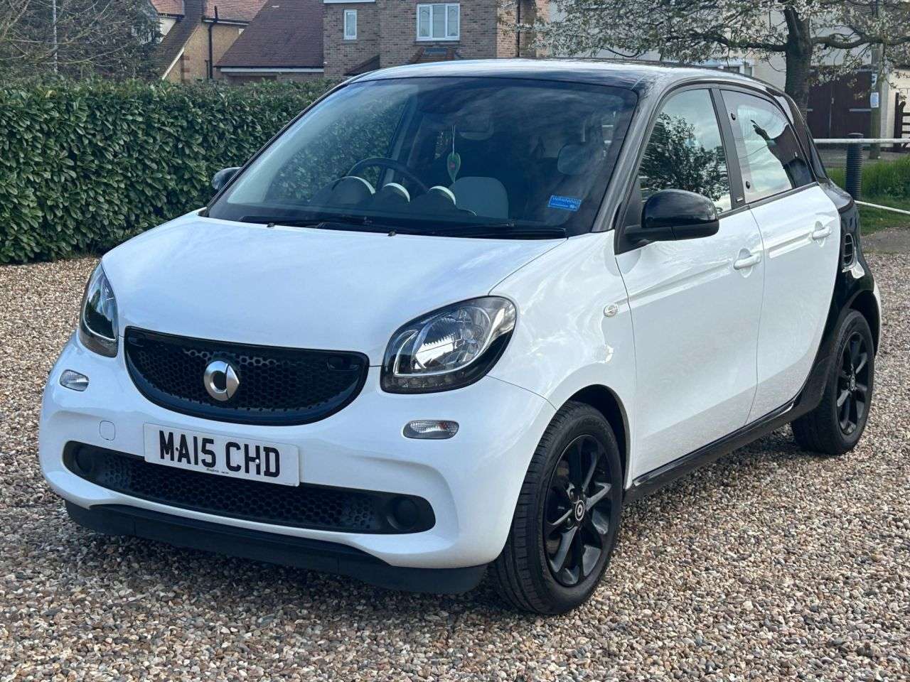 A 2015 SMART FORFOUR 1.0 Passion (Premium) Hatchback 5dr Petrol Manual Euro 6 (s/s) (71 ps) A 2015 SMART FORFOUR 1.0 Passion (Premium) Hatchback 5dr Petrol Manual Euro 6 (s/s) (71 ps)