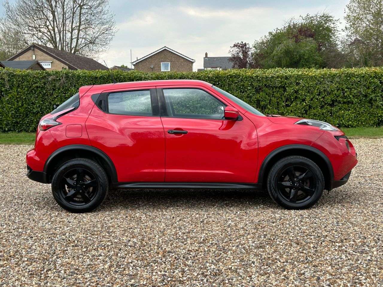 A 2015 NISSAN JUKE 1.5 dCi Visia SUV 5dr Diesel Manual Euro 6 (s/s) (110 ps) A 2015 NISSAN JUKE 1.5 dCi Visia SUV 5dr Diesel Manual Euro 6 (s/s) (110 ps)