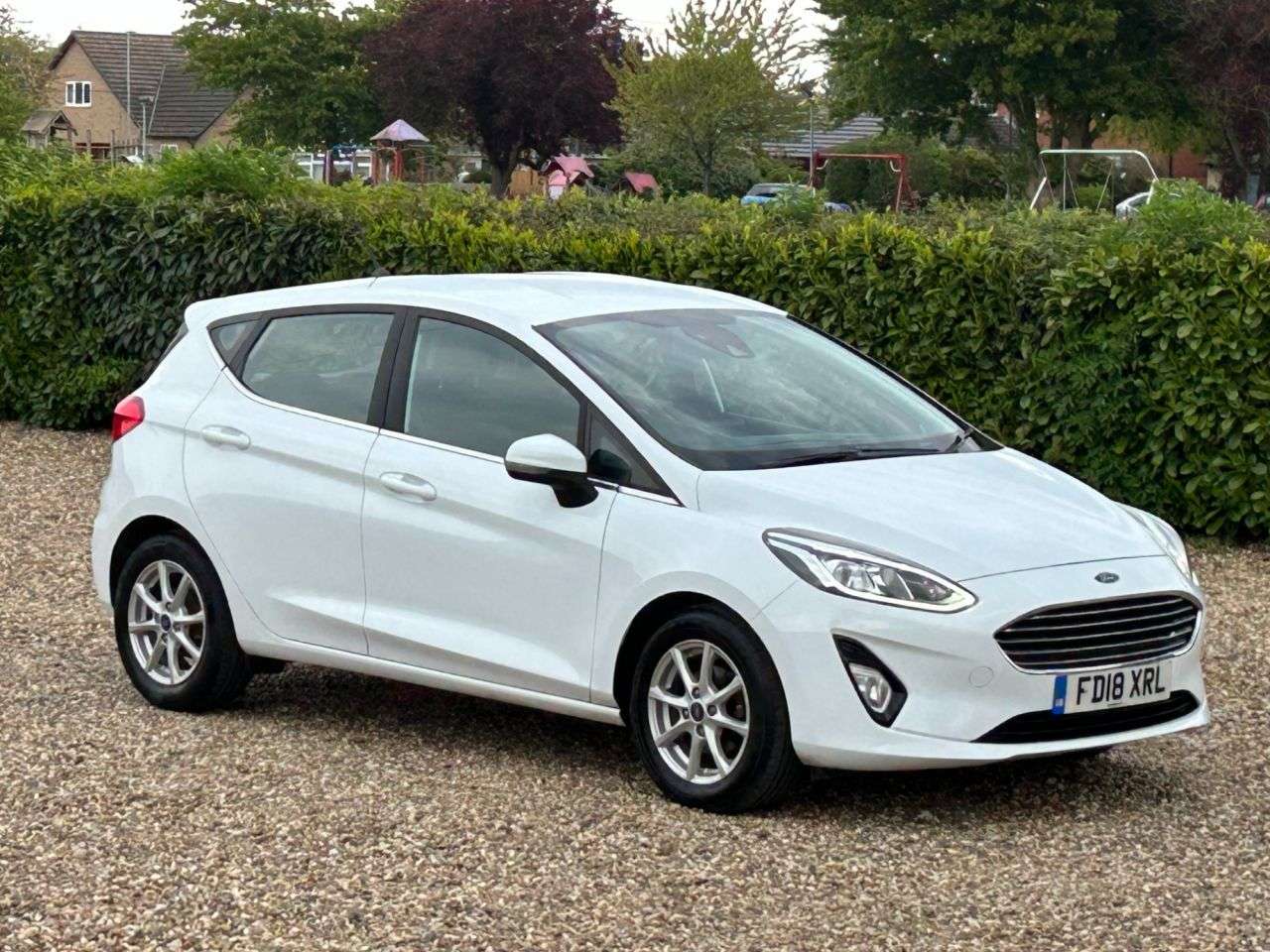 A 2018 FORD FIESTA 1.0T EcoBoost Zetec Hatchback 5dr Petrol Manual Euro 6 (s/s) (100 ps) A 2018 FORD FIESTA 1.0T EcoBoost Zetec Hatchback 5dr Petrol Manual Euro 6 (s/s) (100 ps)