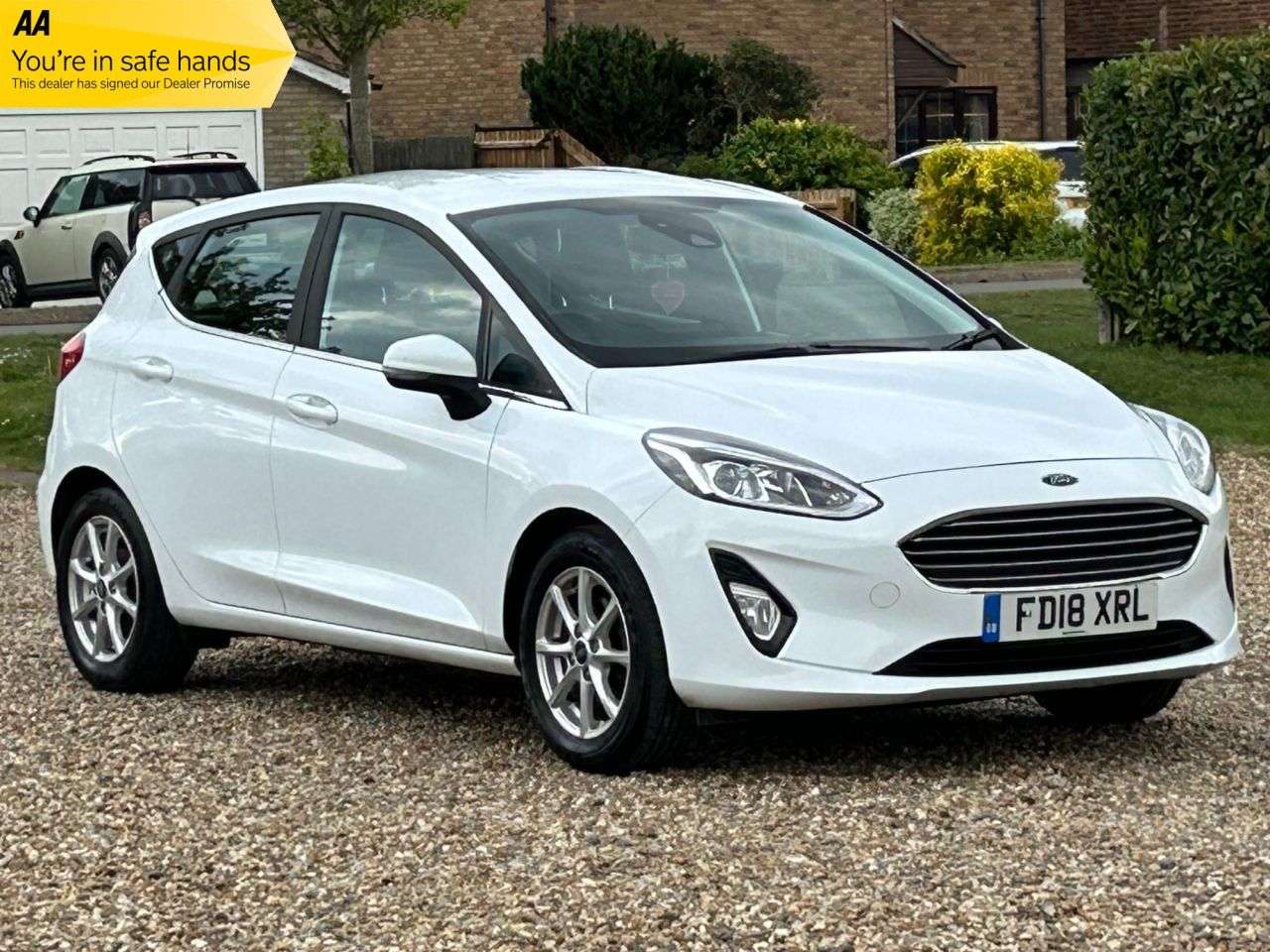 A 2018 FORD FIESTA 1.0T EcoBoost Zetec Hatchback 5dr Petrol Manual Euro 6 (s/s) (100 ps) A 2018 FORD FIESTA 1.0T EcoBoost Zetec Hatchback 5dr Petrol Manual Euro 6 (s/s) (100 ps)