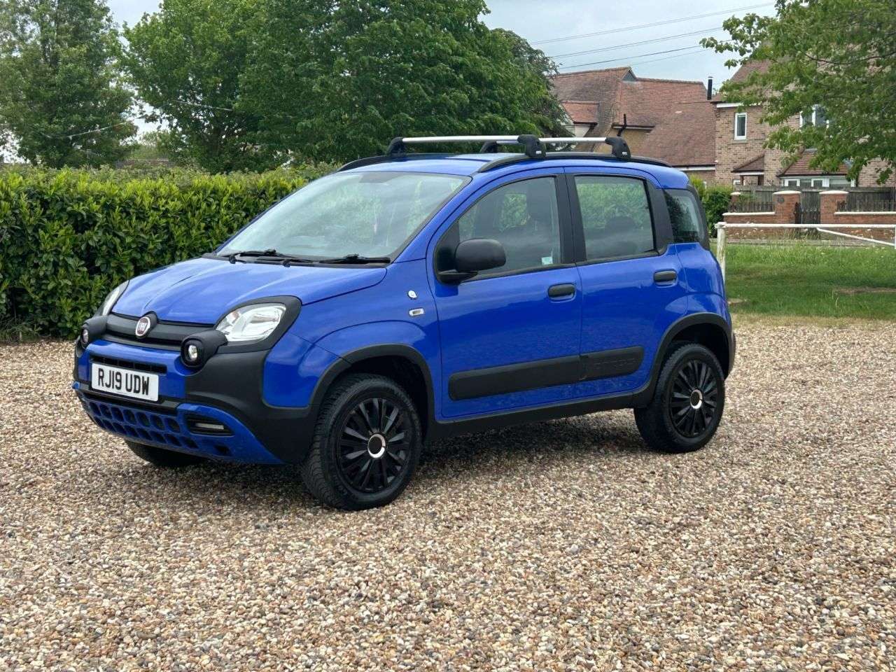 A 2019 FIAT PANDA 0.9 TwinAir Waze Hatchback 5dr Petrol Manual Euro 6 (s/s) (90 bhp) A 2019 FIAT PANDA 0.9 TwinAir Waze Hatchback 5dr Petrol Manual Euro 6 (s/s) (90 bhp)