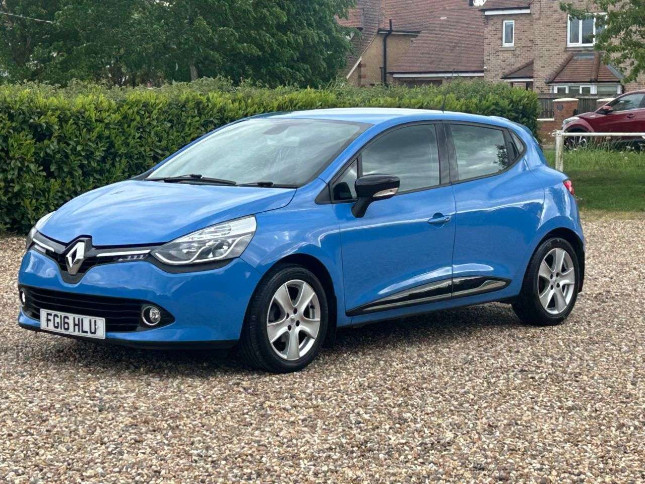 2016 RENAULT CLIO 2016 RENAULT CLIO