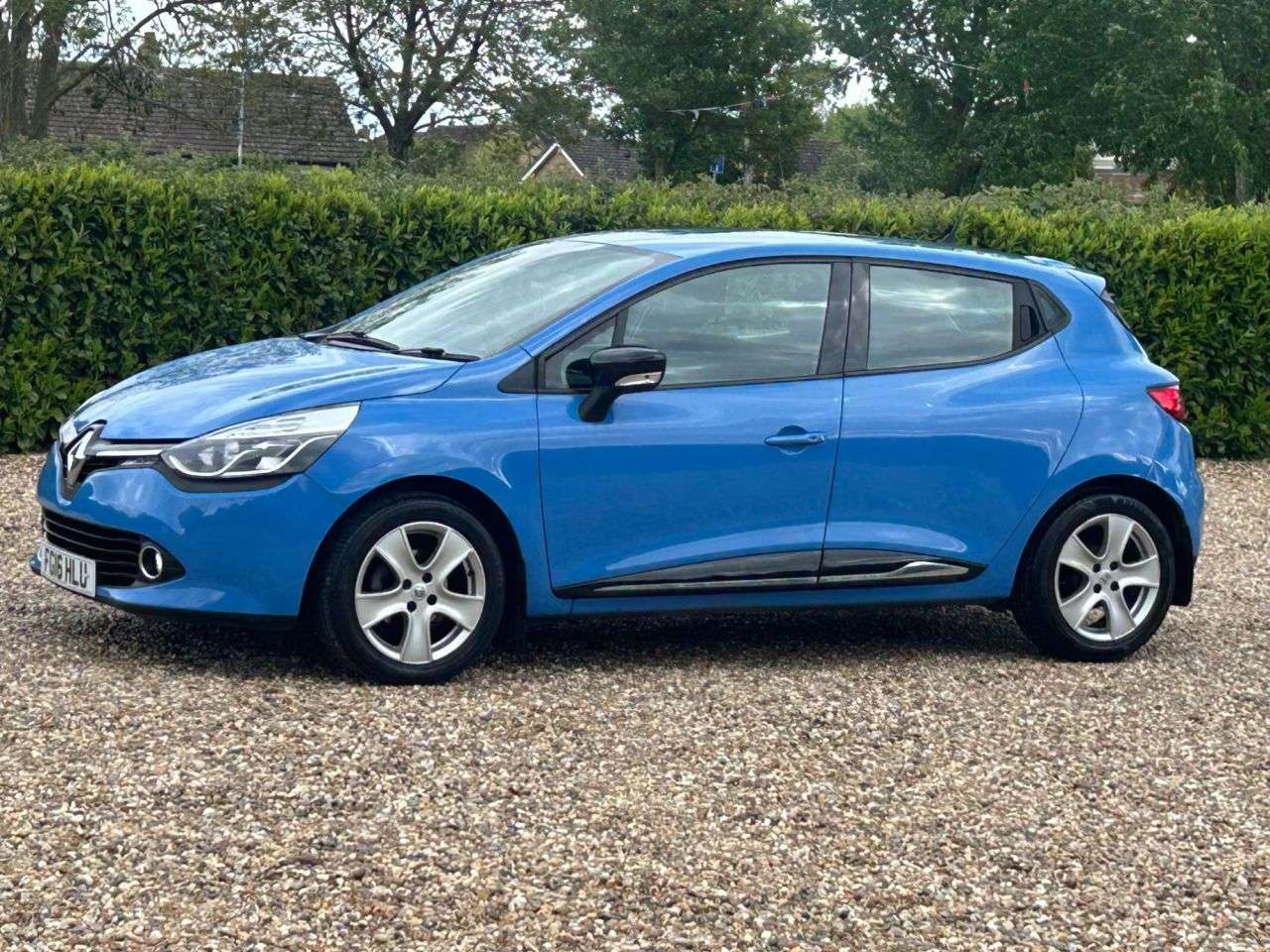 2016 RENAULT CLIO 2016 RENAULT CLIO