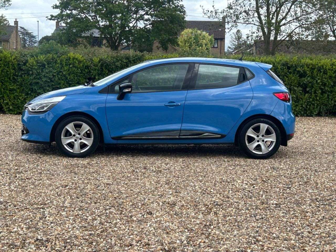 2016 RENAULT CLIO 2016 RENAULT CLIO