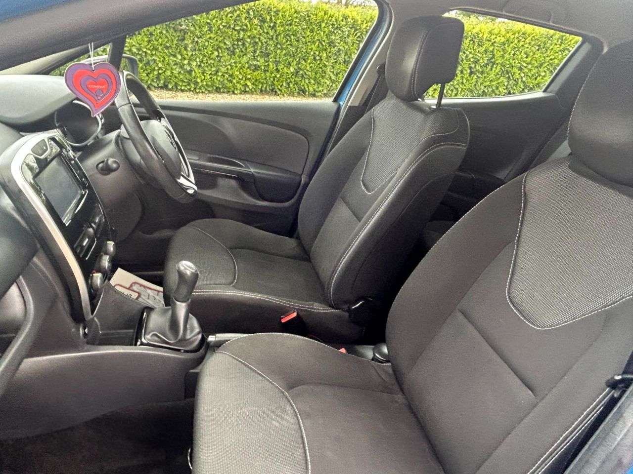 2016 RENAULT CLIO 2016 RENAULT CLIO