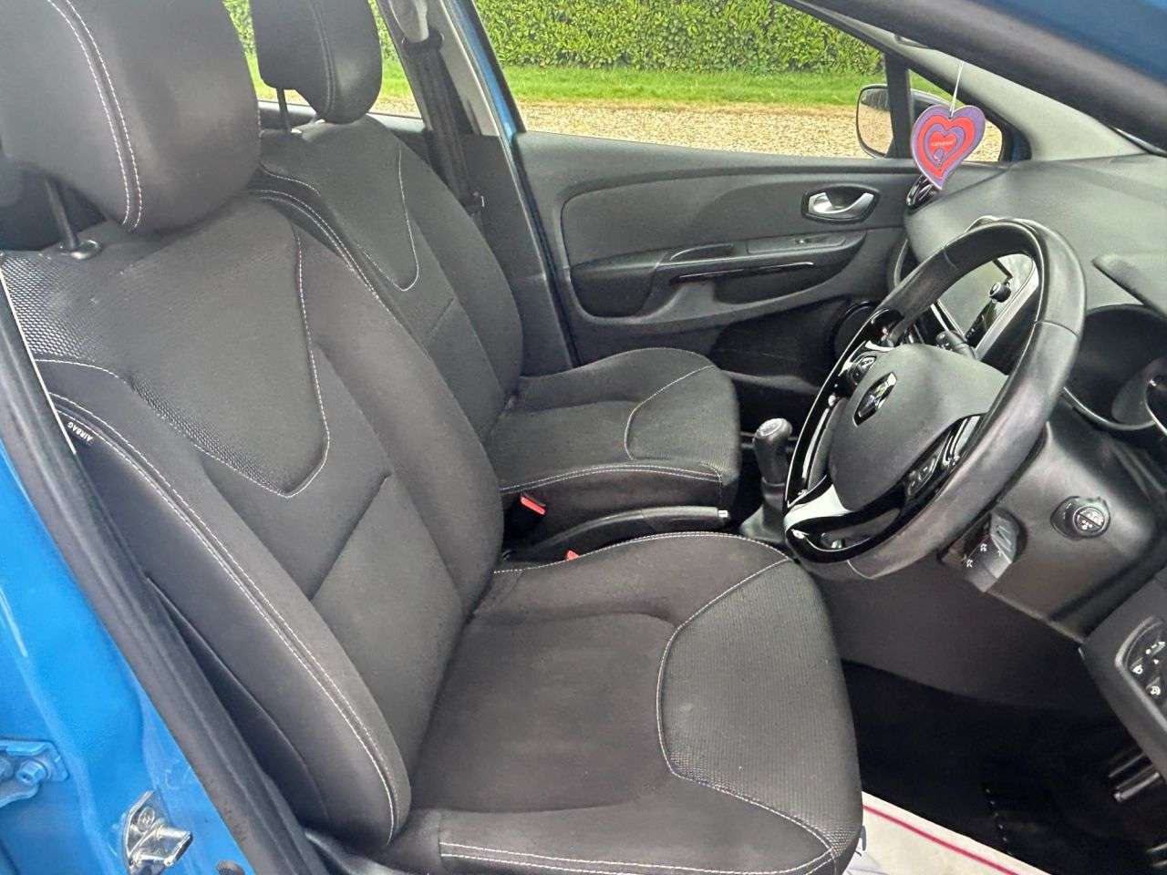 2016 RENAULT CLIO 2016 RENAULT CLIO