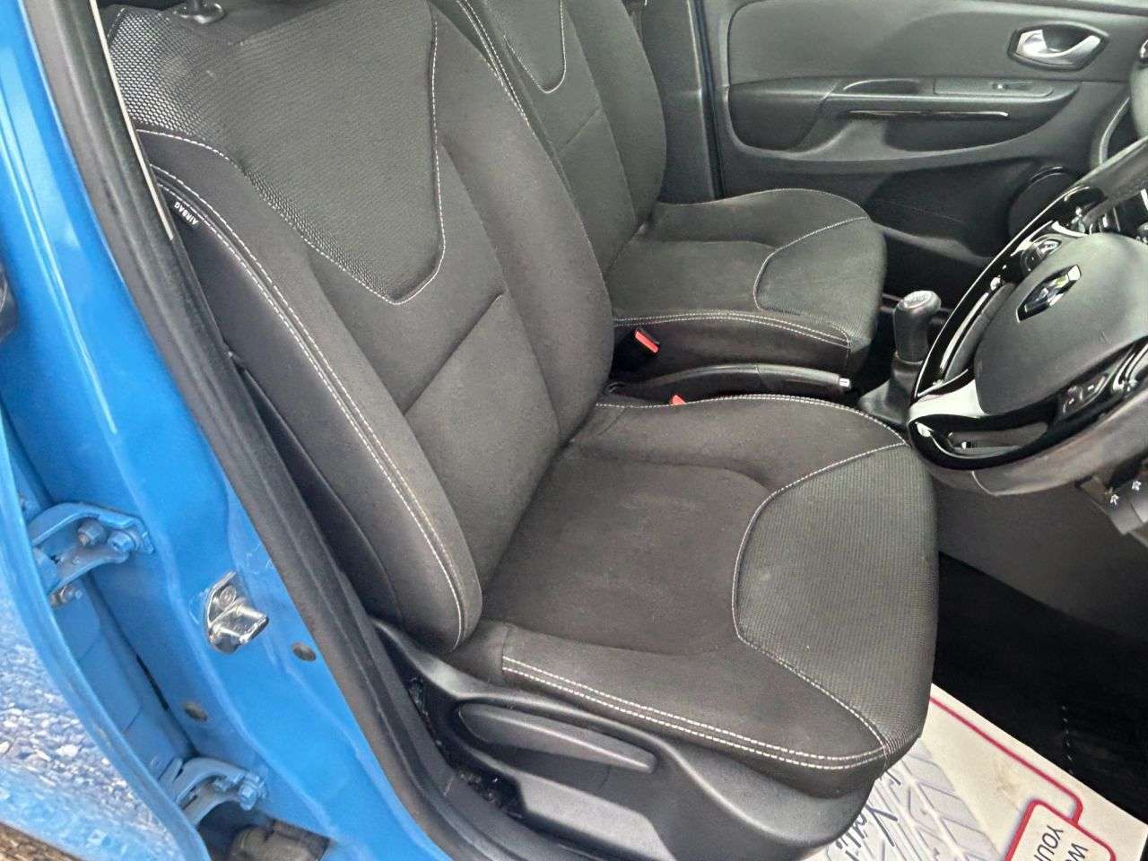 2016 RENAULT CLIO 2016 RENAULT CLIO
