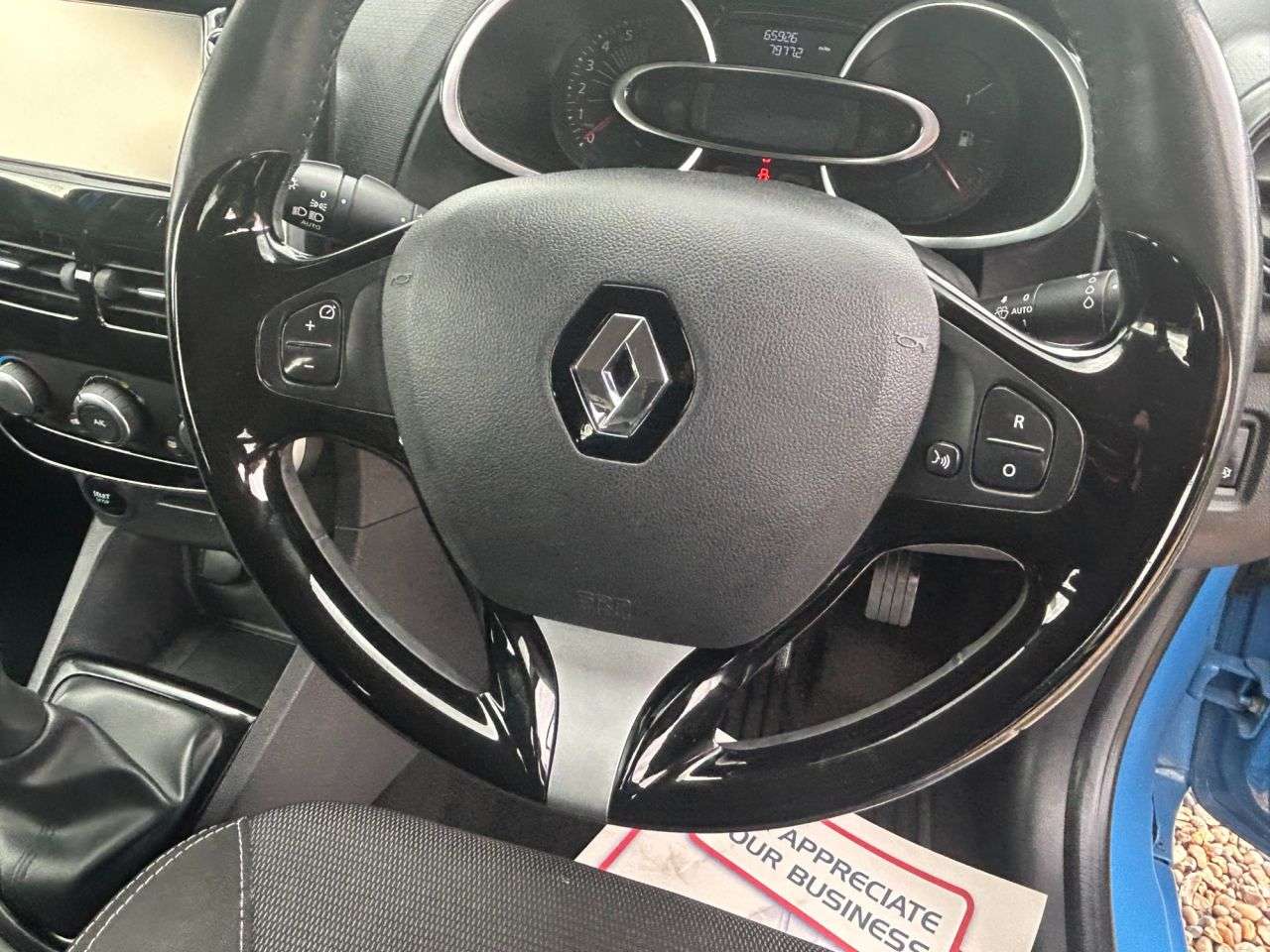 2016 RENAULT CLIO 2016 RENAULT CLIO
