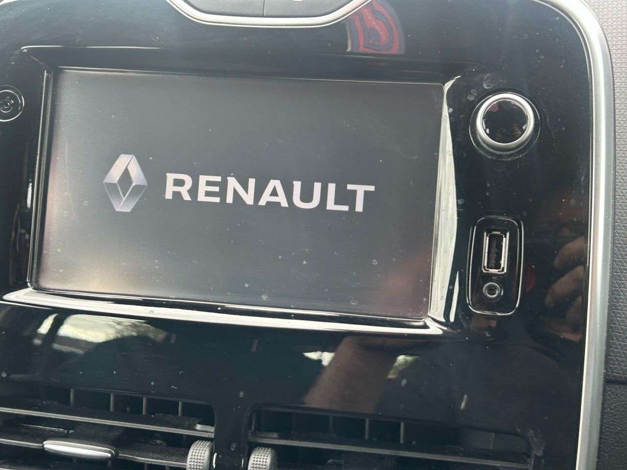 2016 RENAULT CLIO 2016 RENAULT CLIO