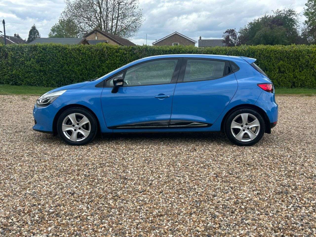 2016 RENAULT CLIO 2016 RENAULT CLIO
