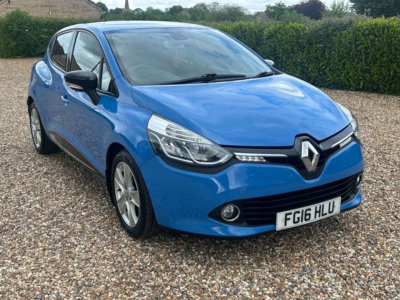 2016 RENAULT CLIO 2016 RENAULT CLIO