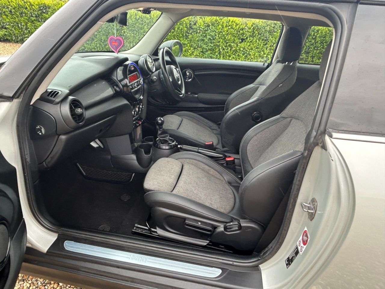 2015 MINI HATCH 2015 MINI HATCH