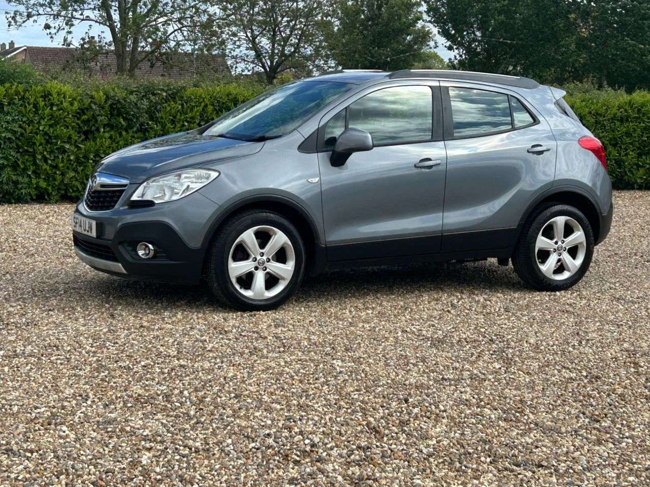 A 2014 VAUXHALL MOKKA 1.7 CDTi Tech Line SUV 5dr Diesel Manual 4WD Euro 5 (s/s) (130 ps) A 2014 VAUXHALL MOKKA 1.7 CDTi Tech Line SUV 5dr Diesel Manual 4WD Euro 5 (s/s) (130 ps)