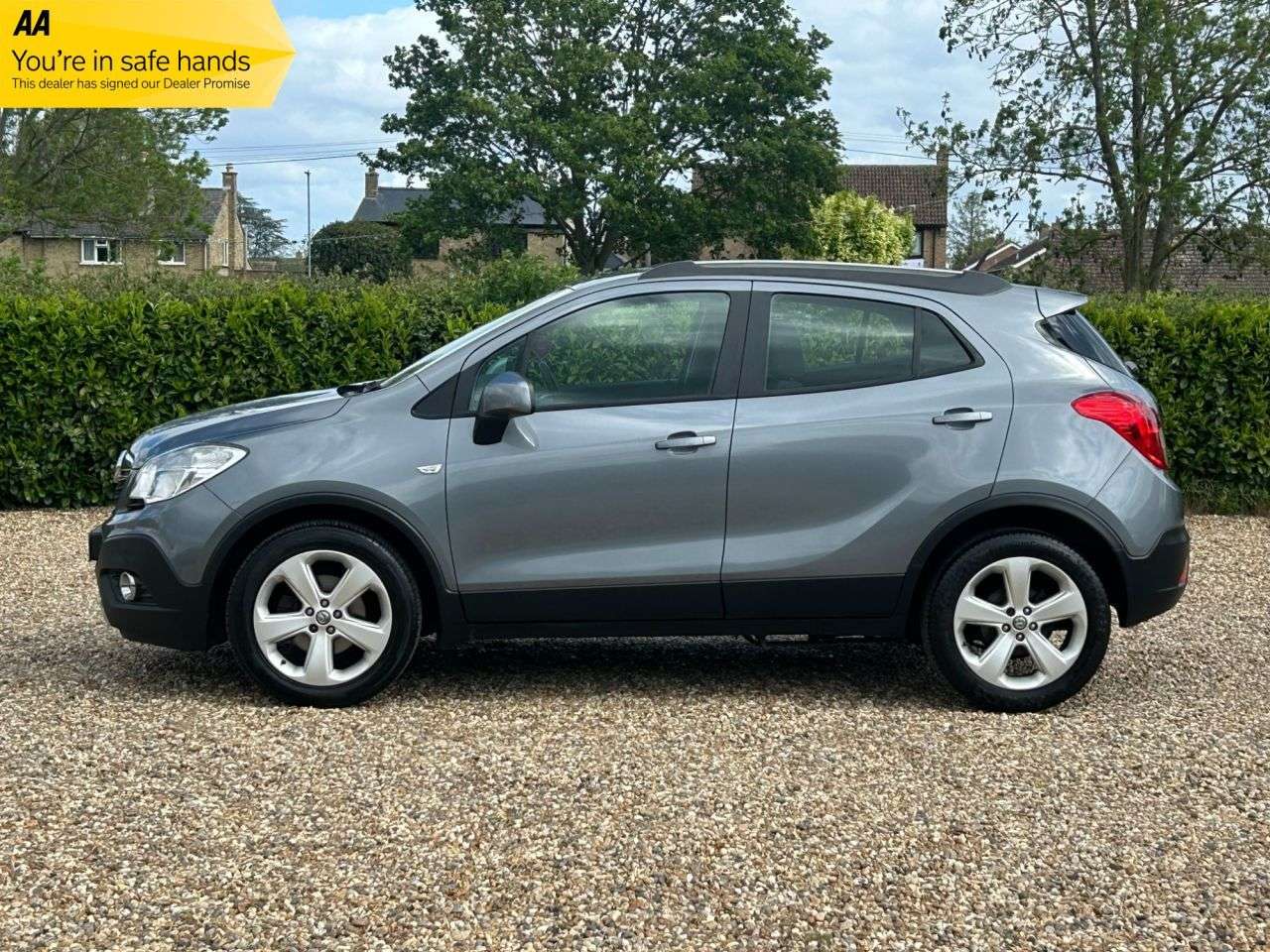 A 2014 VAUXHALL MOKKA 1.7 CDTi Tech Line SUV 5dr Diesel Manual 4WD Euro 5 (s/s) (130 ps) A 2014 VAUXHALL MOKKA 1.7 CDTi Tech Line SUV 5dr Diesel Manual 4WD Euro 5 (s/s) (130 ps)