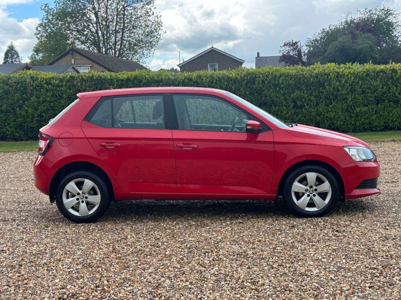 A 2015 SKODA FABIA 1.4 TDI SE Hatchback 5dr Diesel Manual Euro 6 (s/s) (90 ps) A 2015 SKODA FABIA 1.4 TDI SE Hatchback 5dr Diesel Manual Euro 6 (s/s) (90 ps)