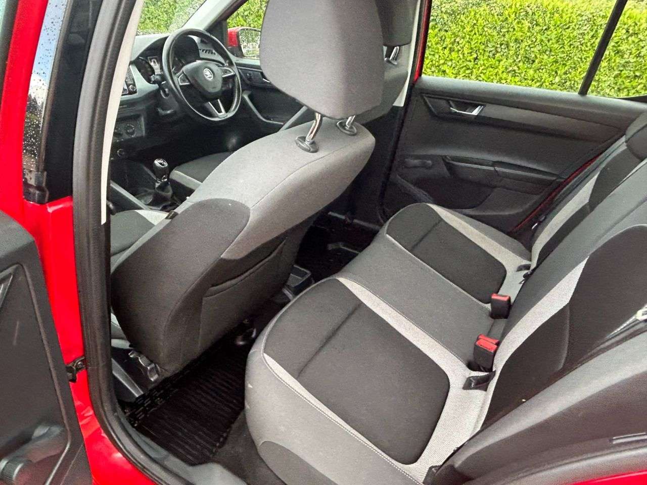 2015 SKODA FABIA 2015 SKODA FABIA