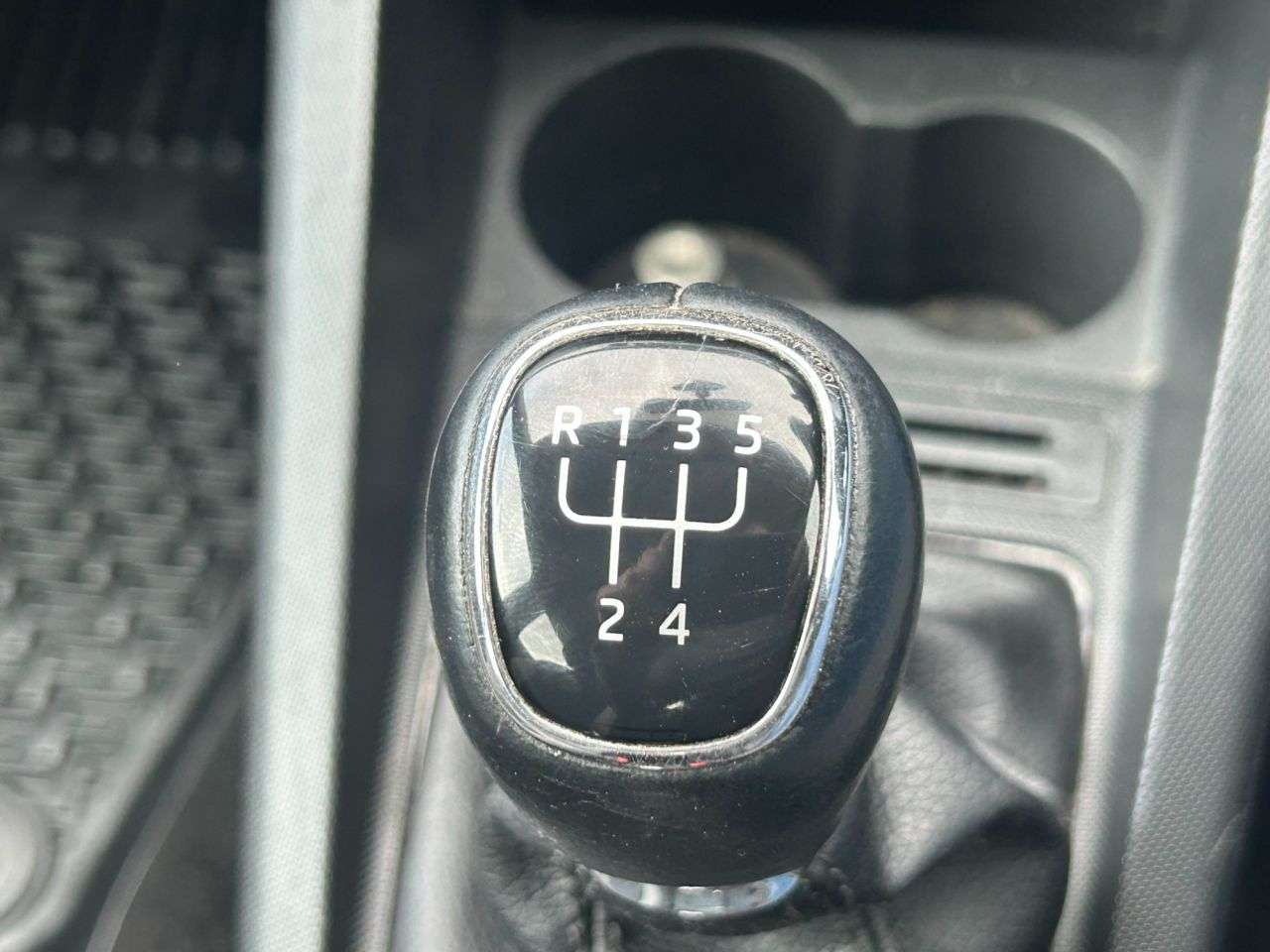 2015 SKODA FABIA 2015 SKODA FABIA