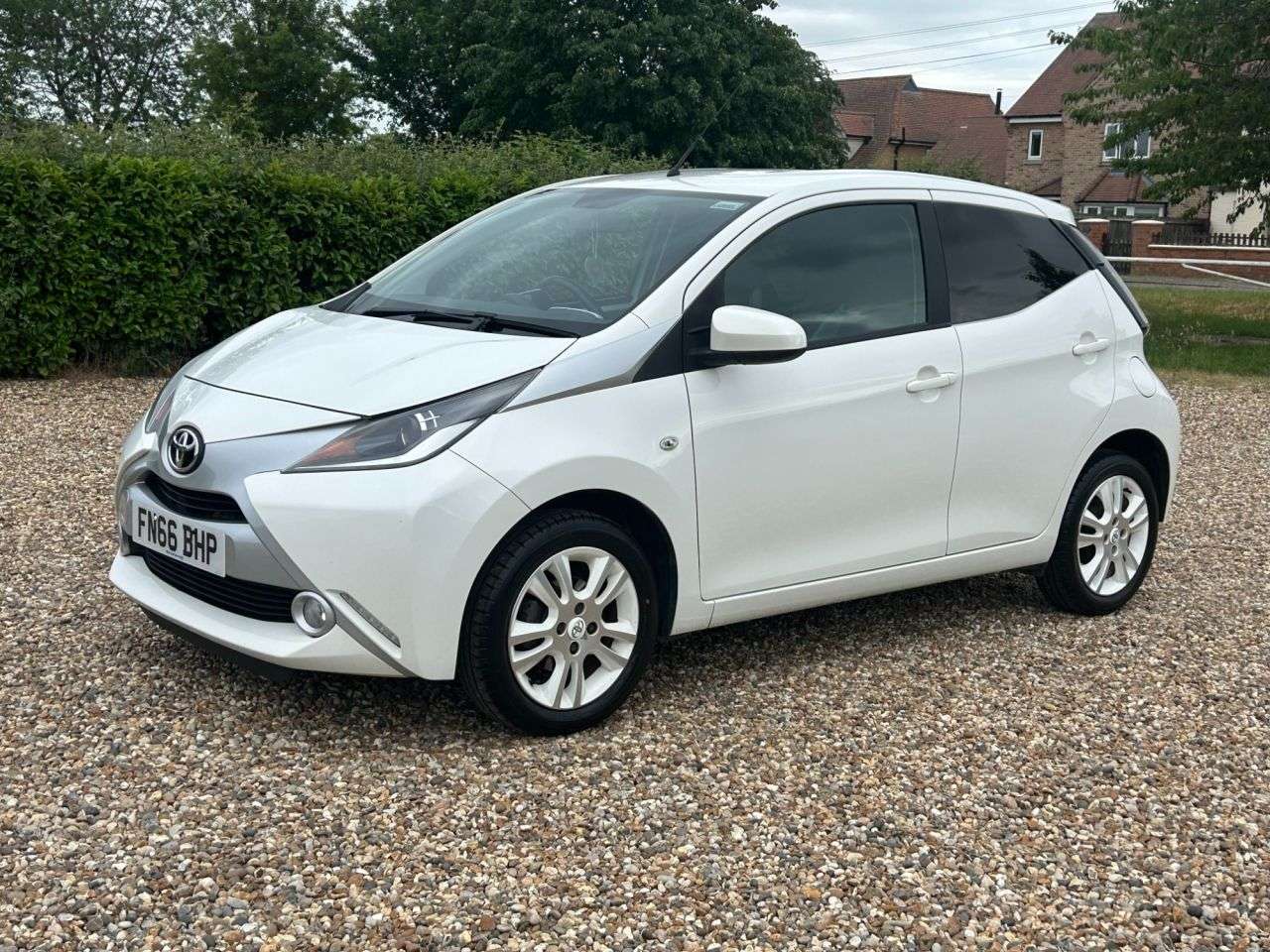 A 2016 TOYOTA AYGO 1.0 VVT-i x-pure Hatchback 5dr Petrol Manual Euro 6 (68 ps) full years mot A 2016 TOYOTA AYGO 1.0 VVT-i x-pure Hatchback 5dr Petrol Manual Euro 6 (68 ps) full years mot