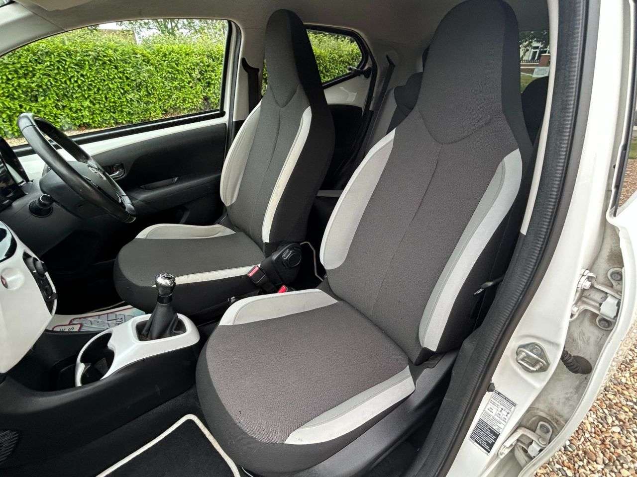 2016 TOYOTA AYGO 2016 TOYOTA AYGO