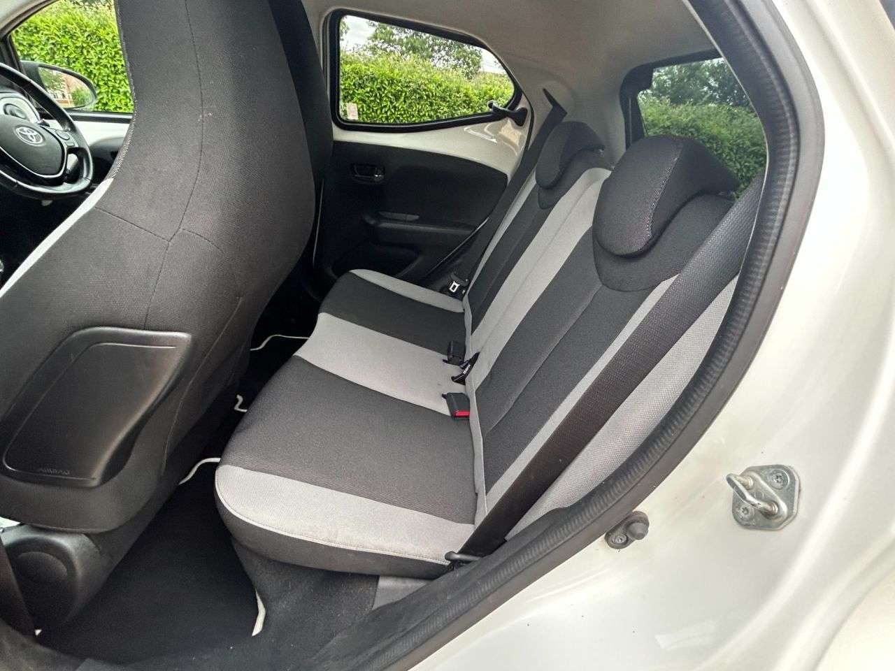 2016 TOYOTA AYGO 2016 TOYOTA AYGO