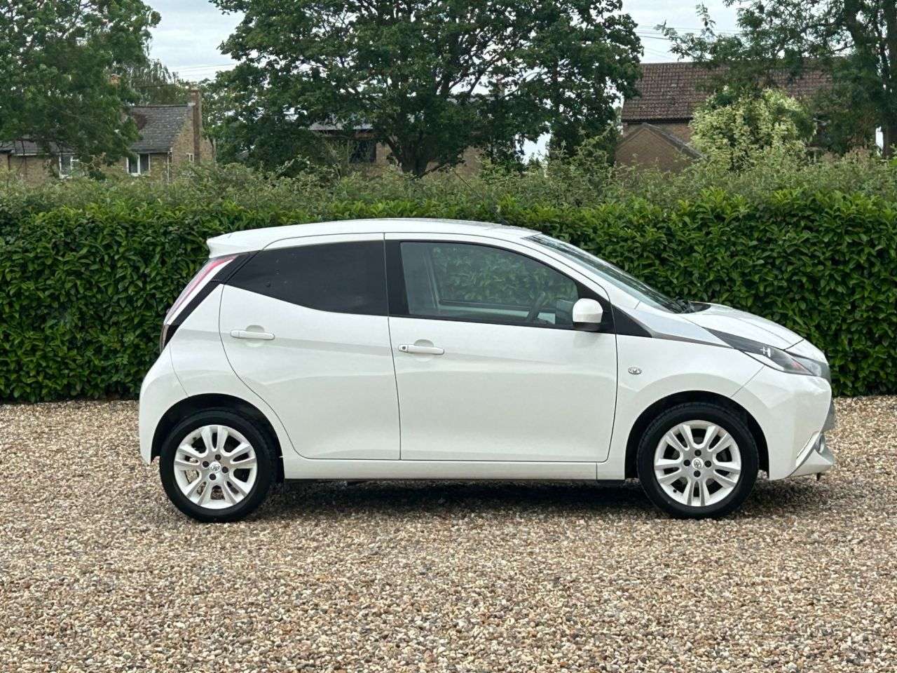 2016 TOYOTA AYGO 2016 TOYOTA AYGO