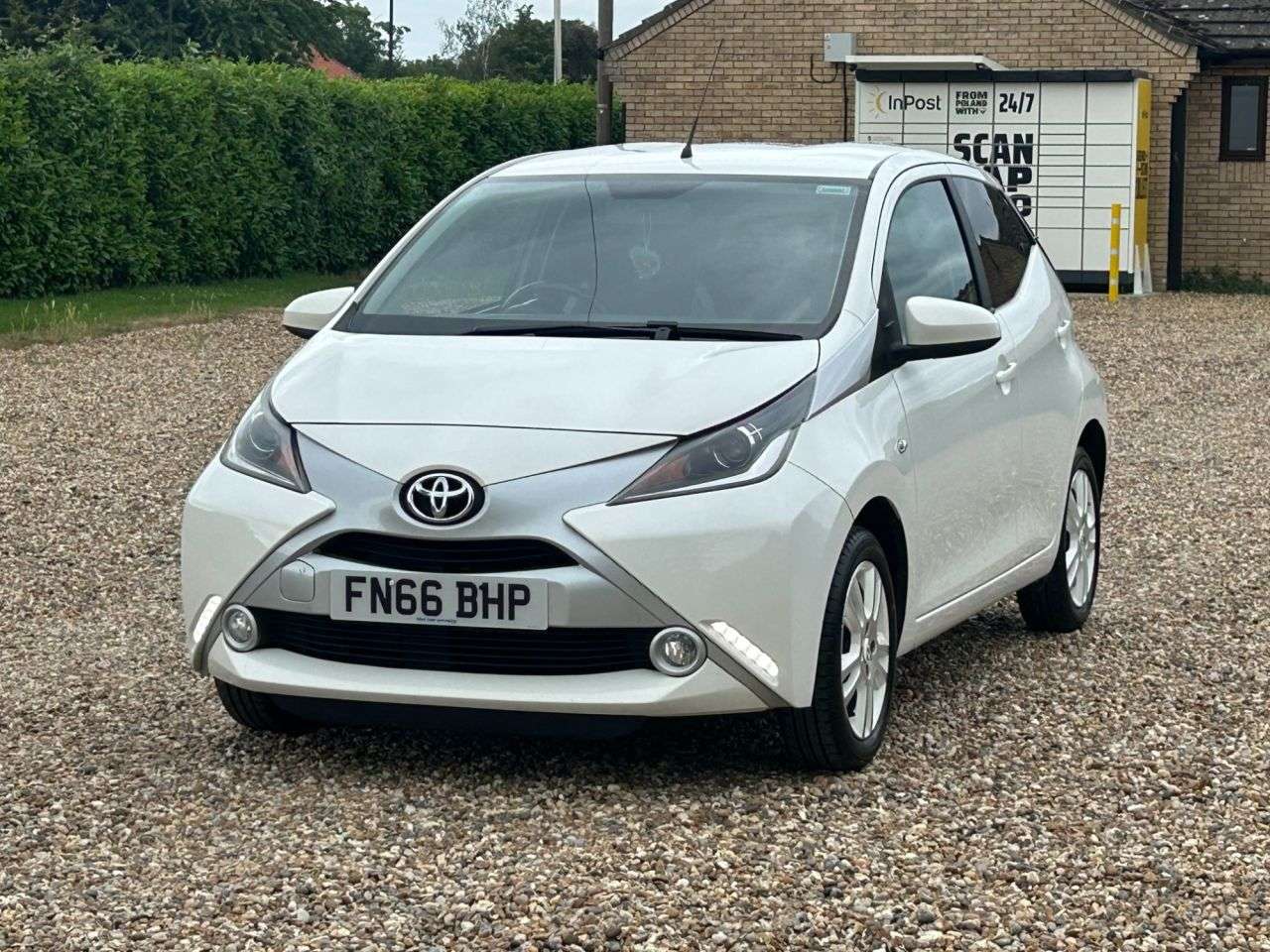 2016 TOYOTA AYGO 2016 TOYOTA AYGO