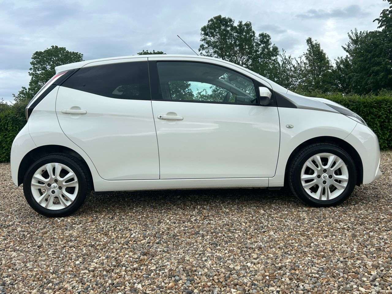 2016 TOYOTA AYGO 2016 TOYOTA AYGO