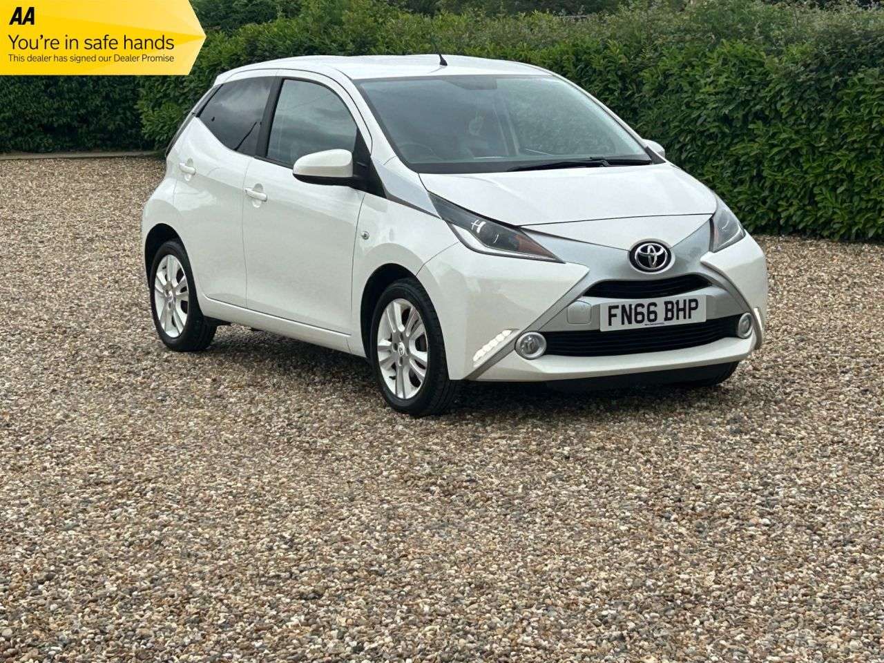 A 2016 TOYOTA AYGO 1.0 VVT-i x-pure Hatchback 5dr Petrol Manual Euro 6 (68 ps) full years mot A 2016 TOYOTA AYGO 1.0 VVT-i x-pure Hatchback 5dr Petrol Manual Euro 6 (68 ps) full years mot