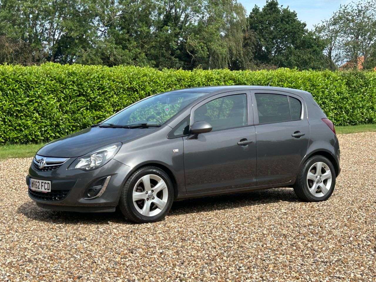 A 2013 VAUXHALL CORSA 1.4 16V SXi Hatchback 5dr Petrol Manual Wide Ratio Euro 5 (A/C) (100 ps) ai A 2013 VAUXHALL CORSA 1.4 16V SXi Hatchback 5dr Petrol Manual Wide Ratio Euro 5 (A/C) (100 ps) ai