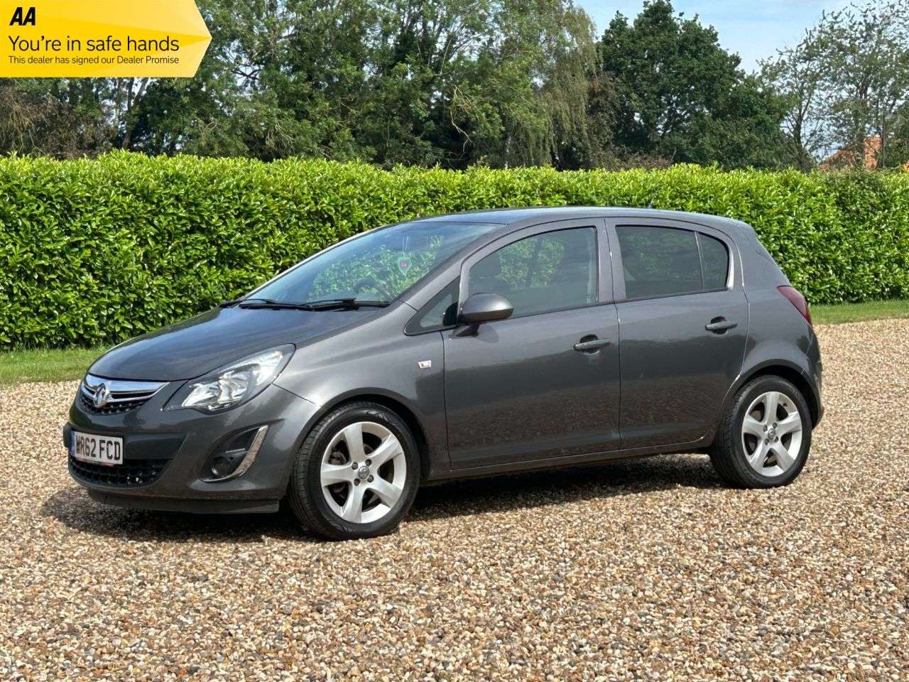 A 2013 VAUXHALL CORSA 1.4 16V SXi Hatchback 5dr Petrol Manual Wide Ratio Euro 5 (A/C) (100 ps) ai A 2013 VAUXHALL CORSA 1.4 16V SXi Hatchback 5dr Petrol Manual Wide Ratio Euro 5 (A/C) (100 ps) ai