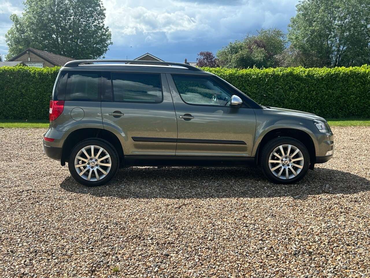 2017 SKODA YETI 2017 SKODA YETI