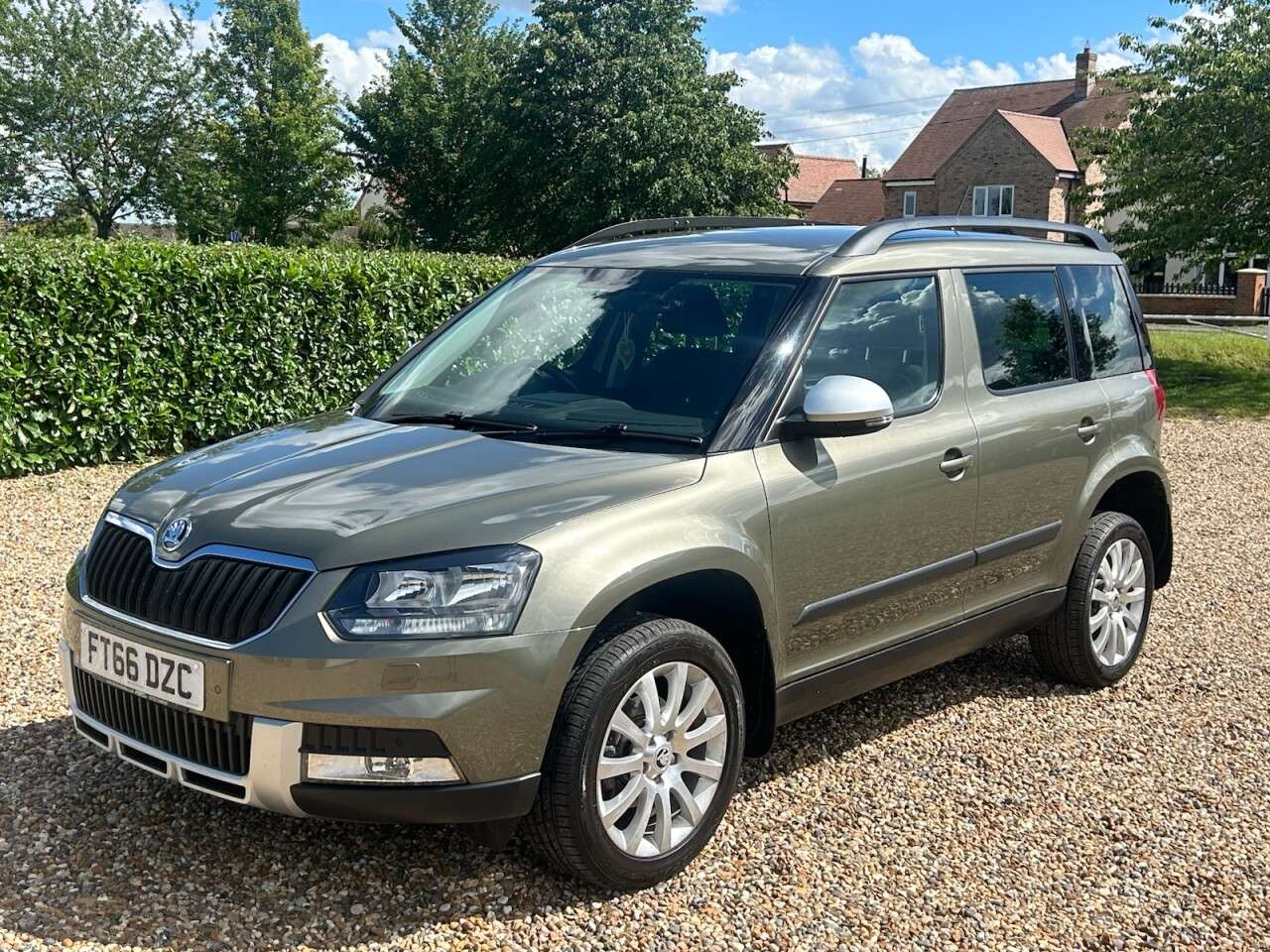 2017 SKODA YETI 2017 SKODA YETI