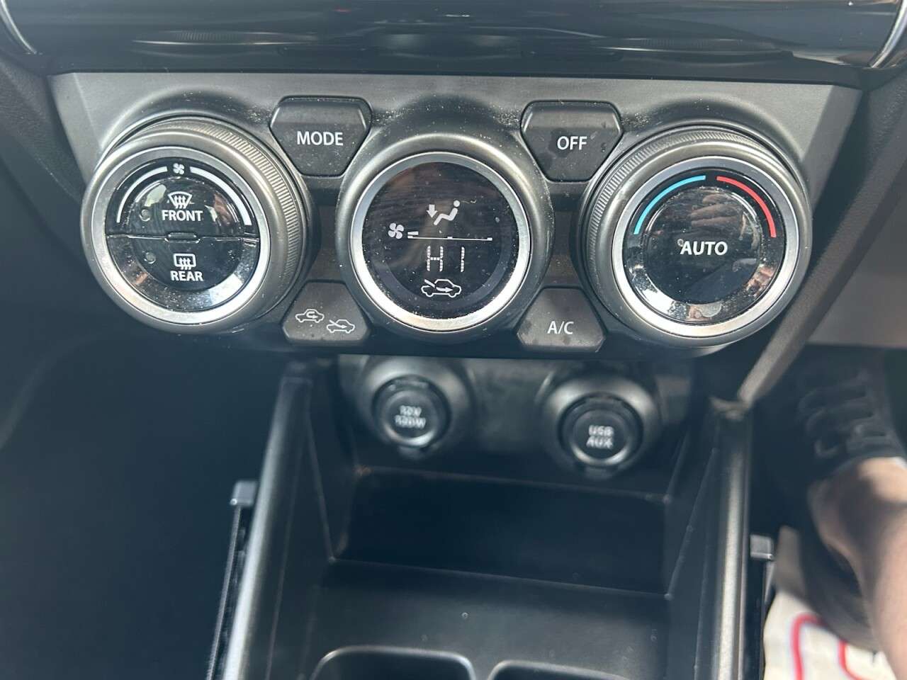 2018 SUZUKI SWIFT 2018 SUZUKI SWIFT