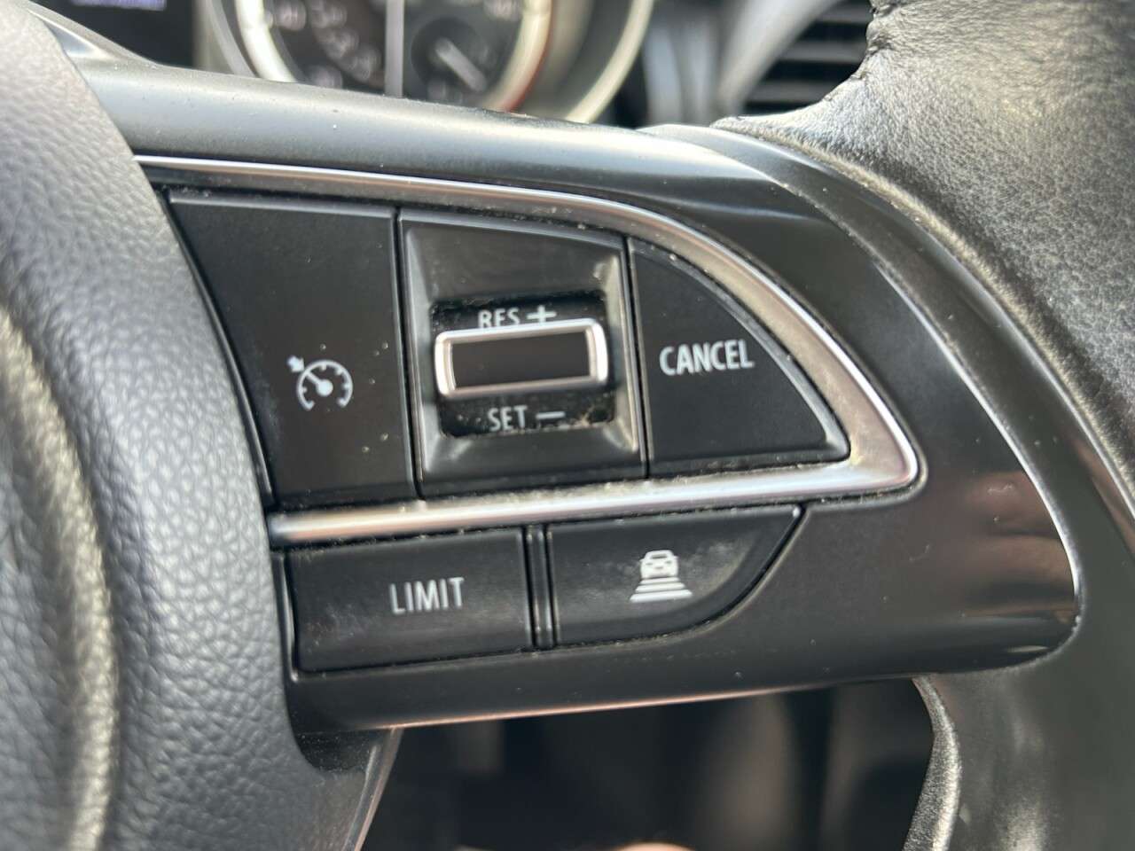 2018 SUZUKI SWIFT 2018 SUZUKI SWIFT