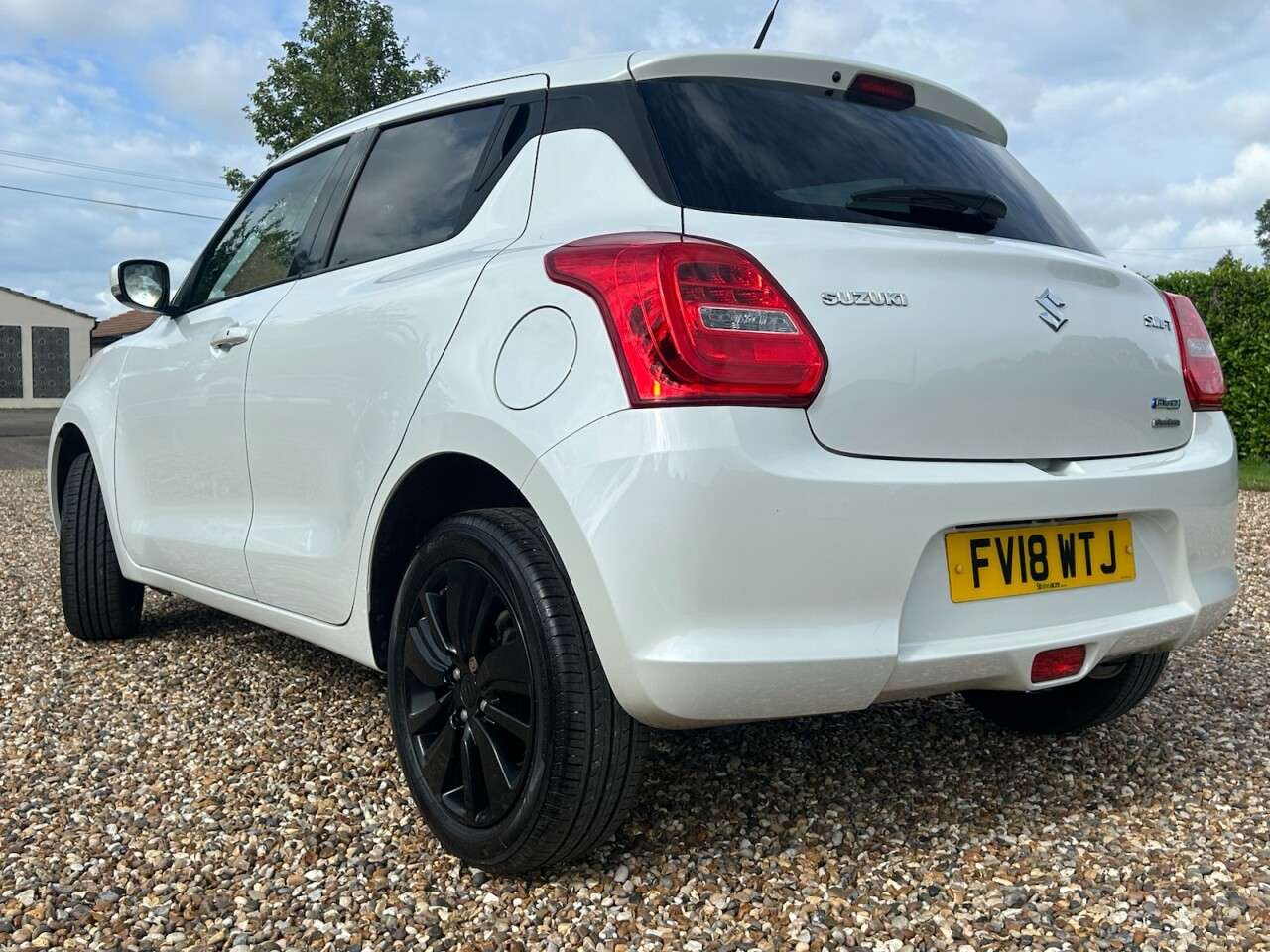 2018 SUZUKI SWIFT 2018 SUZUKI SWIFT