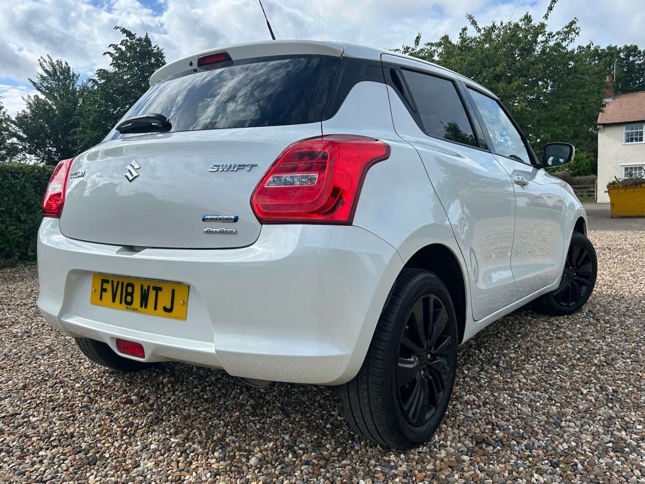 2018 SUZUKI SWIFT 2018 SUZUKI SWIFT