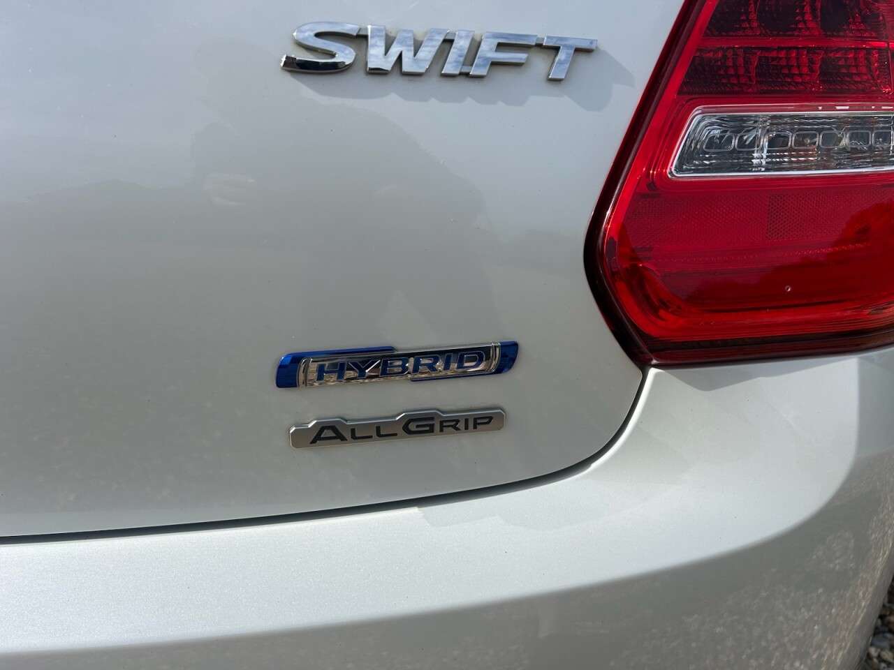 2018 SUZUKI SWIFT 2018 SUZUKI SWIFT