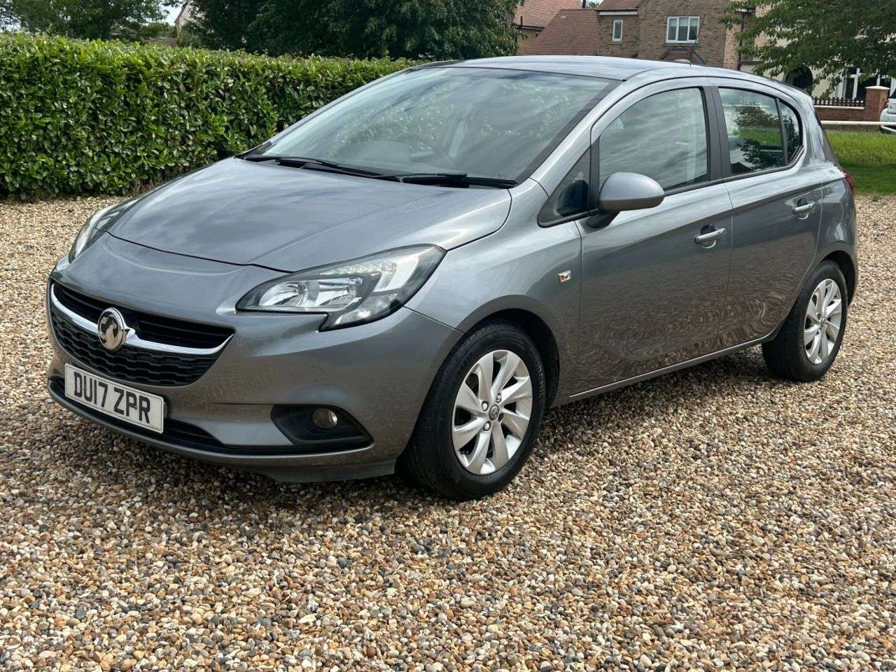 A 2017 VAUXHALL CORSA 1.4i ecoFLEX Design Hatchback 5dr Petrol Manual Euro 6 (75 ps) A 2017 VAUXHALL CORSA 1.4i ecoFLEX Design Hatchback 5dr Petrol Manual Euro 6 (75 ps)