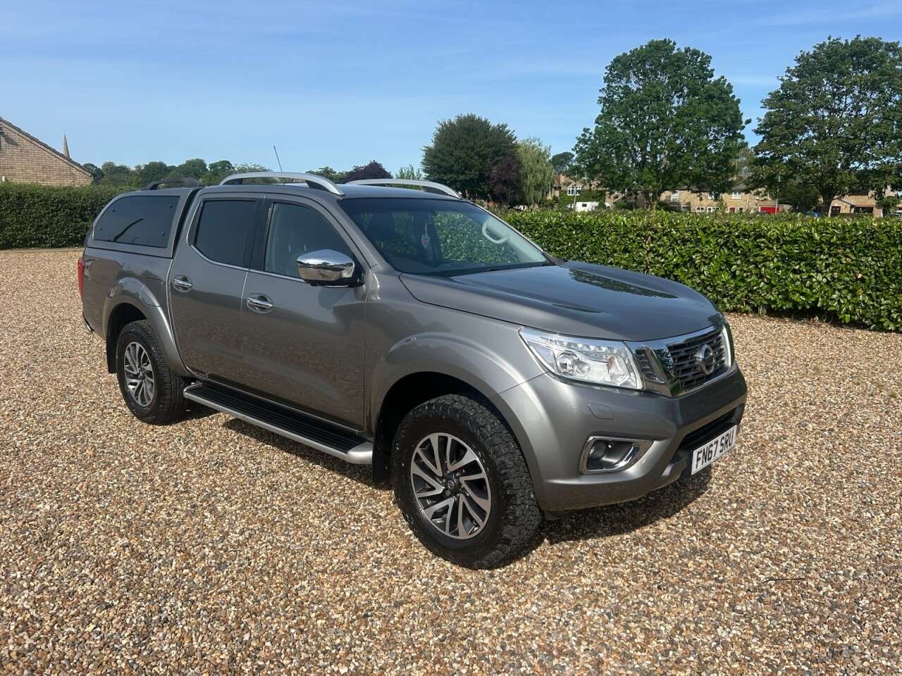 A 2017 NISSAN NAVARA 2.3 dCi Tekna Pickup Double Cab 4dr Diesel Manual 4WD Euro 6 (s/s) (190 ps) A 2017 NISSAN NAVARA 2.3 dCi Tekna Pickup Double Cab 4dr Diesel Manual 4WD Euro 6 (s/s) (190 ps)