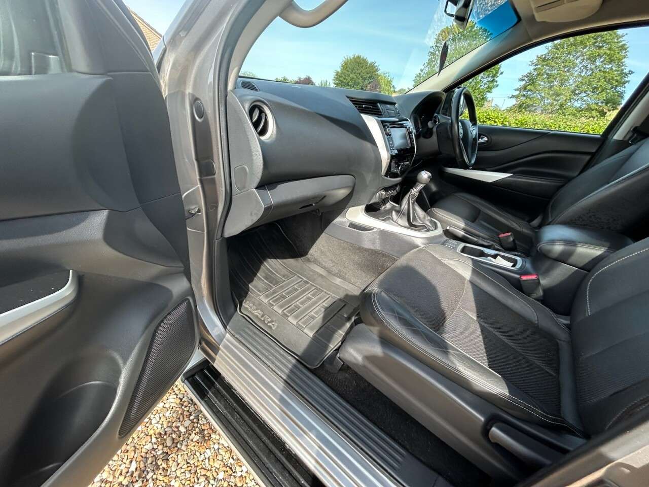 2017 NISSAN NAVARA 2017 NISSAN NAVARA