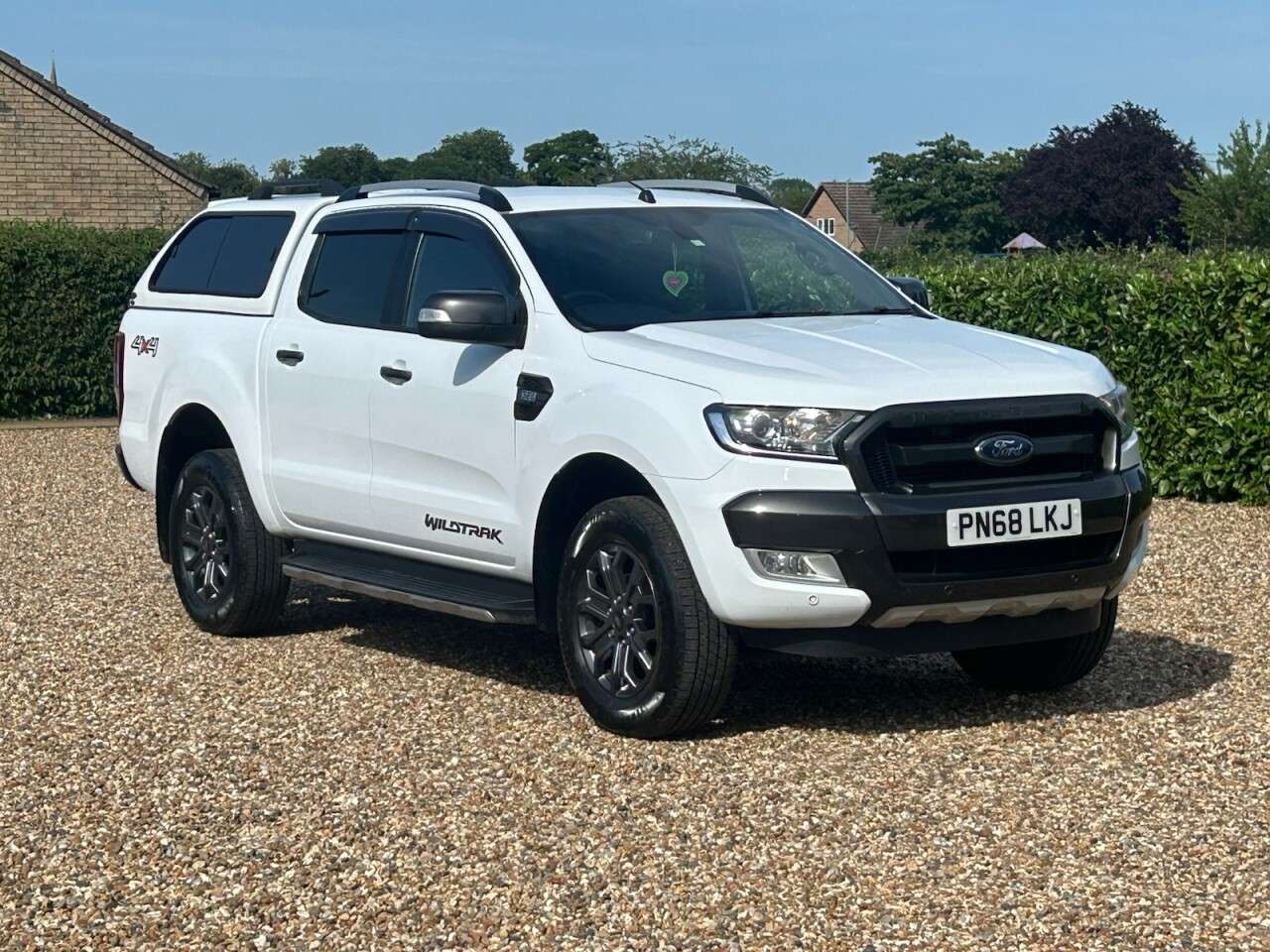 A 2018 FORD RANGER 3.2 TDCi Wildtrak Pickup Double Cab 4dr Diesel Auto 4WD Euro 5 (200 ps) wil A 2018 FORD RANGER 3.2 TDCi Wildtrak Pickup Double Cab 4dr Diesel Auto 4WD Euro 5 (200 ps) wil