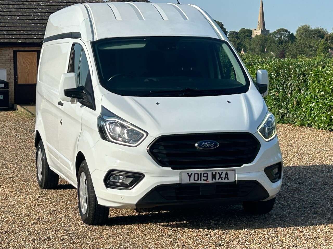 A 2019 FORD TRANSIT CUSTOM 2.0 300 EcoBlue Trend Panel Van 5dr Diesel Manual L1 H2 Euro 6 (s/s) (130 p A 2019 FORD TRANSIT CUSTOM 2.0 300 EcoBlue Trend Panel Van 5dr Diesel Manual L1 H2 Euro 6 (s/s) (130 p