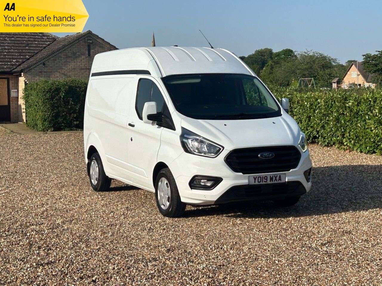 A 2019 FORD TRANSIT CUSTOM 2.0 300 EcoBlue Trend Panel Van 5dr Diesel Manual L1 H2 Euro 6 (s/s) (130 p A 2019 FORD TRANSIT CUSTOM 2.0 300 EcoBlue Trend Panel Van 5dr Diesel Manual L1 H2 Euro 6 (s/s) (130 p