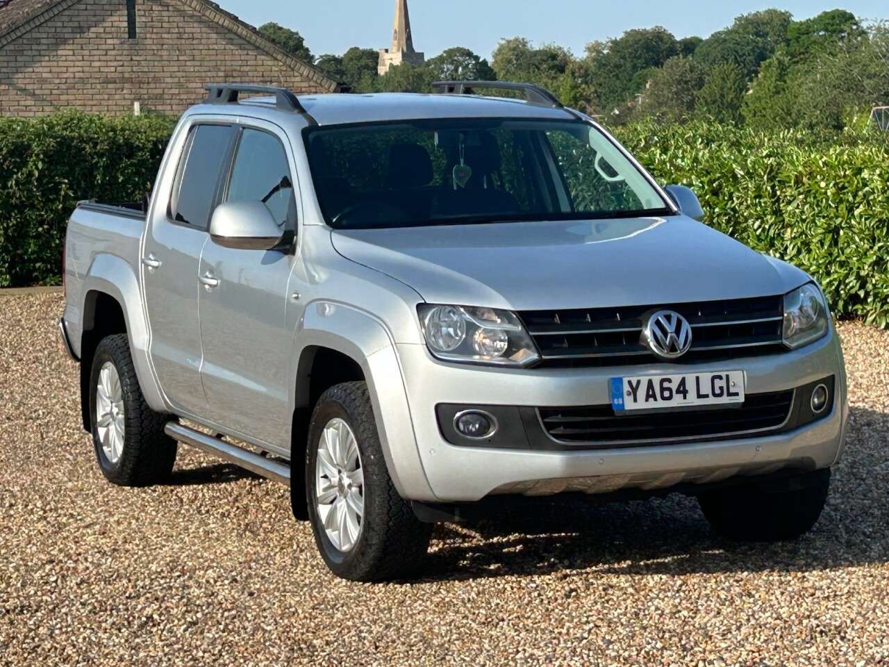 A 2015 VOLKSWAGEN AMAROK 2.0 BiTDI BlueMotion Tech Highline Pickup Double Cab 4dr Diesel Auto 4Motio A 2015 VOLKSWAGEN AMAROK 2.0 BiTDI BlueMotion Tech Highline Pickup Double Cab 4dr Diesel Auto 4Motio