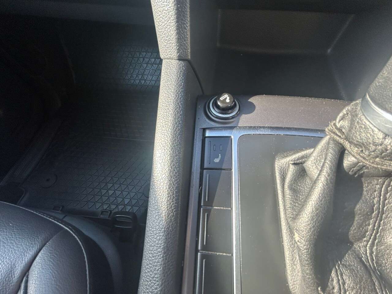 2015 VOLKSWAGEN AMAROK 2015 VOLKSWAGEN AMAROK