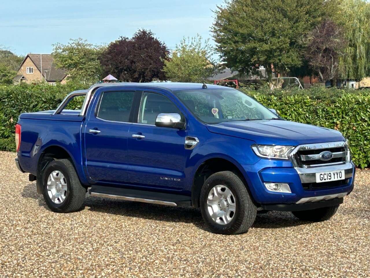 A 2019 FORD RANGER 3.2 TDCi Limited 1 Pickup Double Cab 4dr Diesel Auto 4WD Euro 5 (200 ps) A 2019 FORD RANGER 3.2 TDCi Limited 1 Pickup Double Cab 4dr Diesel Auto 4WD Euro 5 (200 ps)