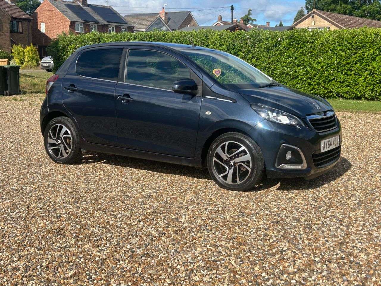 2014 PEUGEOT 108 2014 PEUGEOT 108