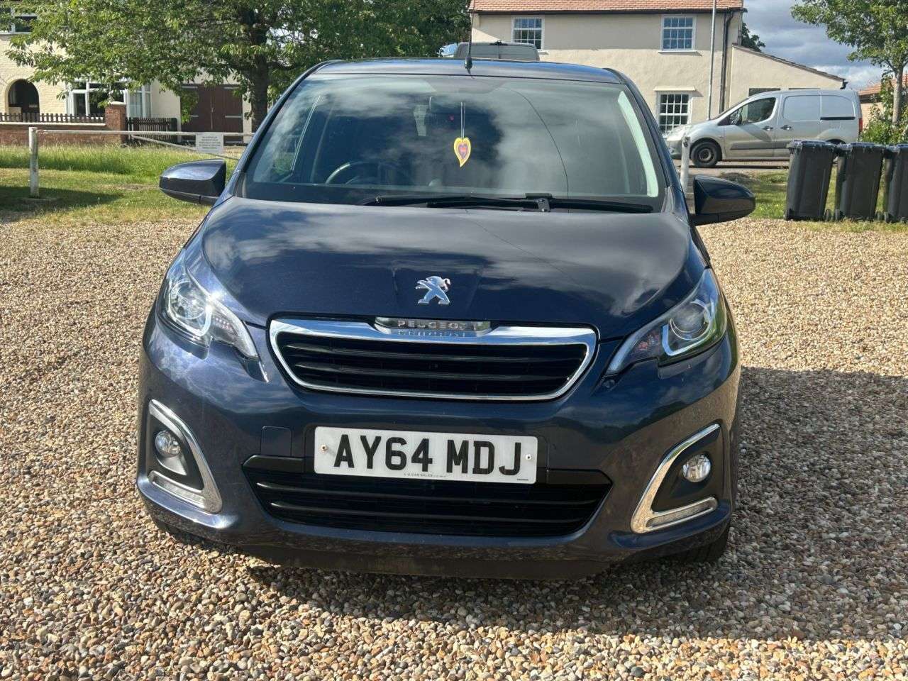 2014 PEUGEOT 108 2014 PEUGEOT 108